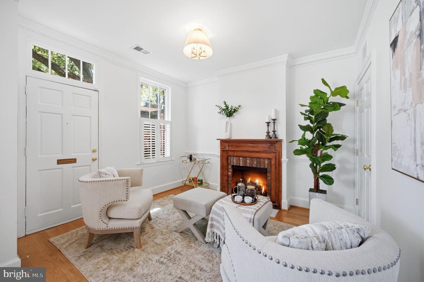 109 S Lee Street photo 6