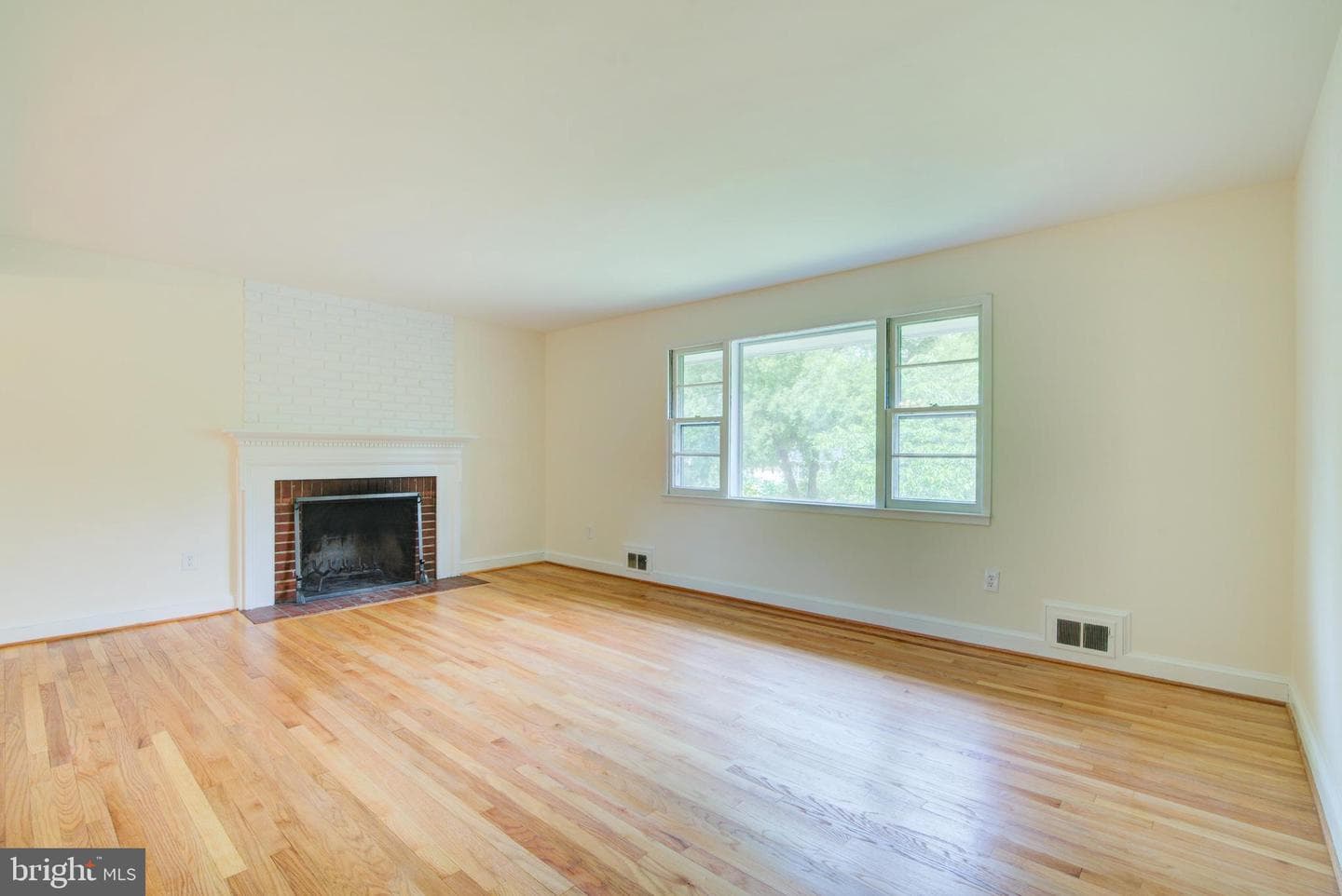 6116 N Morgan Street photo 2