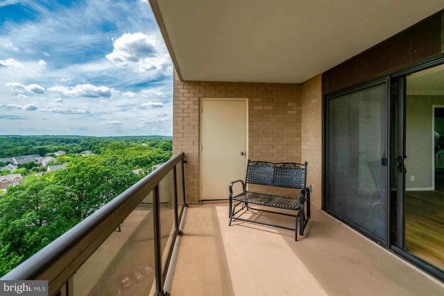 307 Yoakum Parkway #1406 photo 12