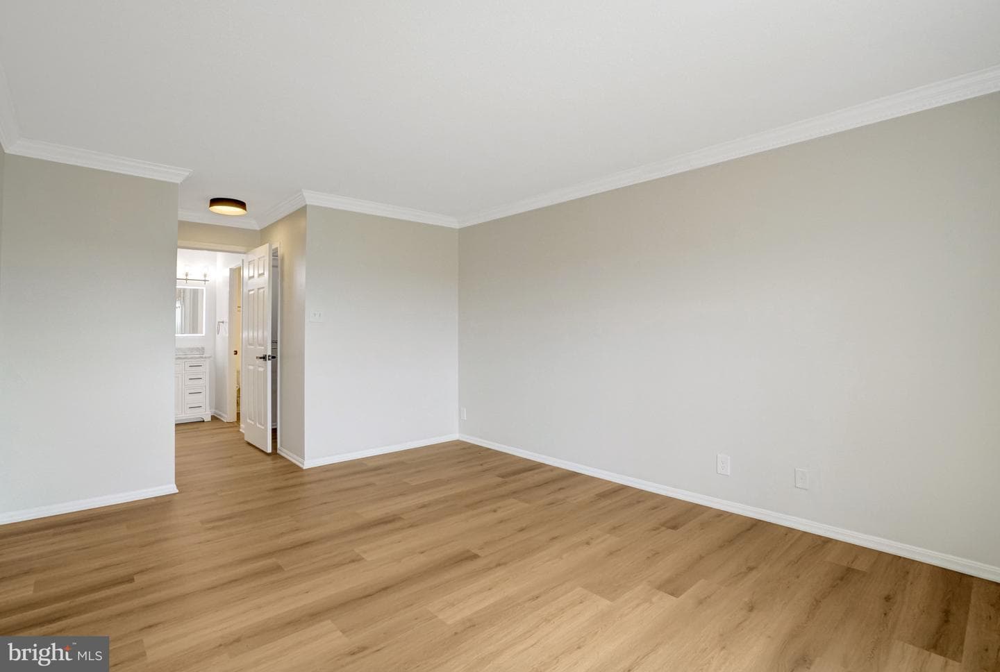 307 Yoakum Parkway #1406 photo 22