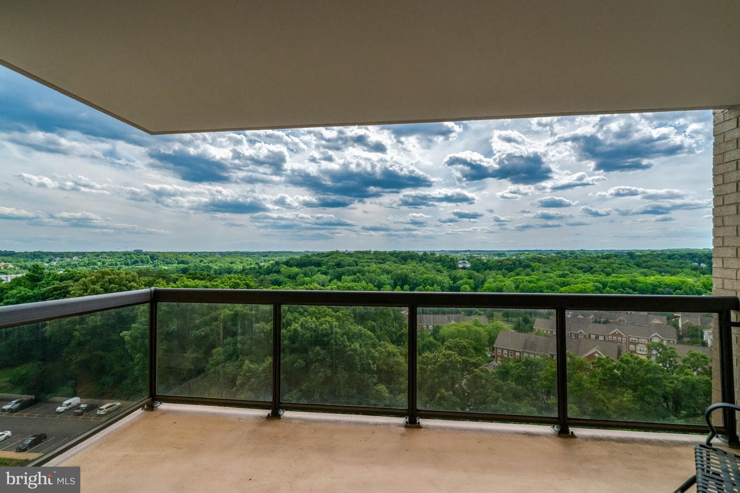 307 Yoakum Parkway #1406 photo 6