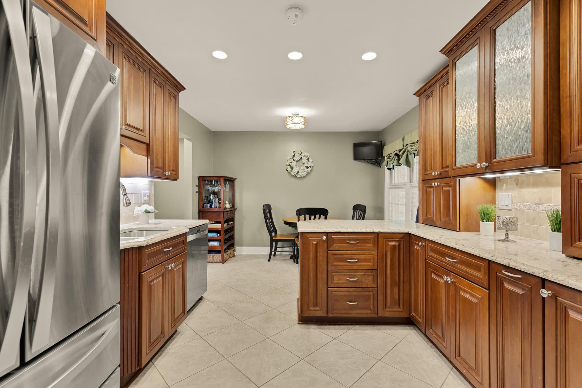 5006 Domain Place photo 11