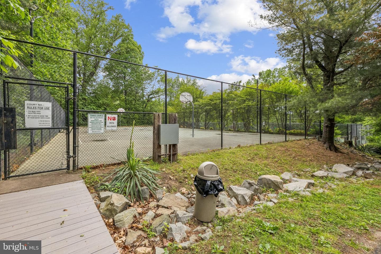 1024 Valley Drive photo 22