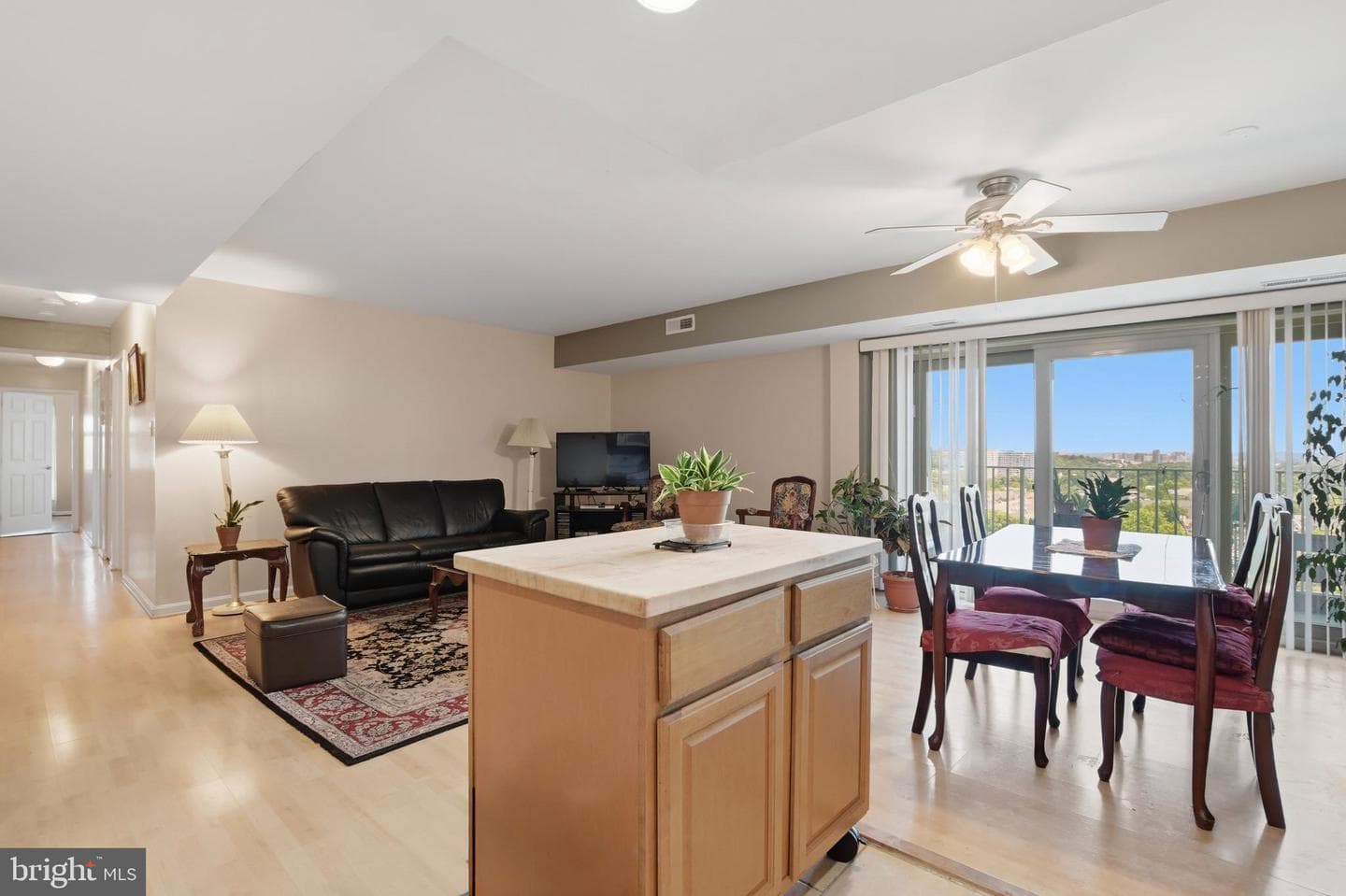 5250 Valley Forge Drive #704 photo 6