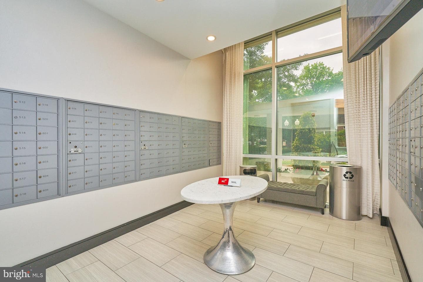 1225 Martha Custis Drive #810 photo 34