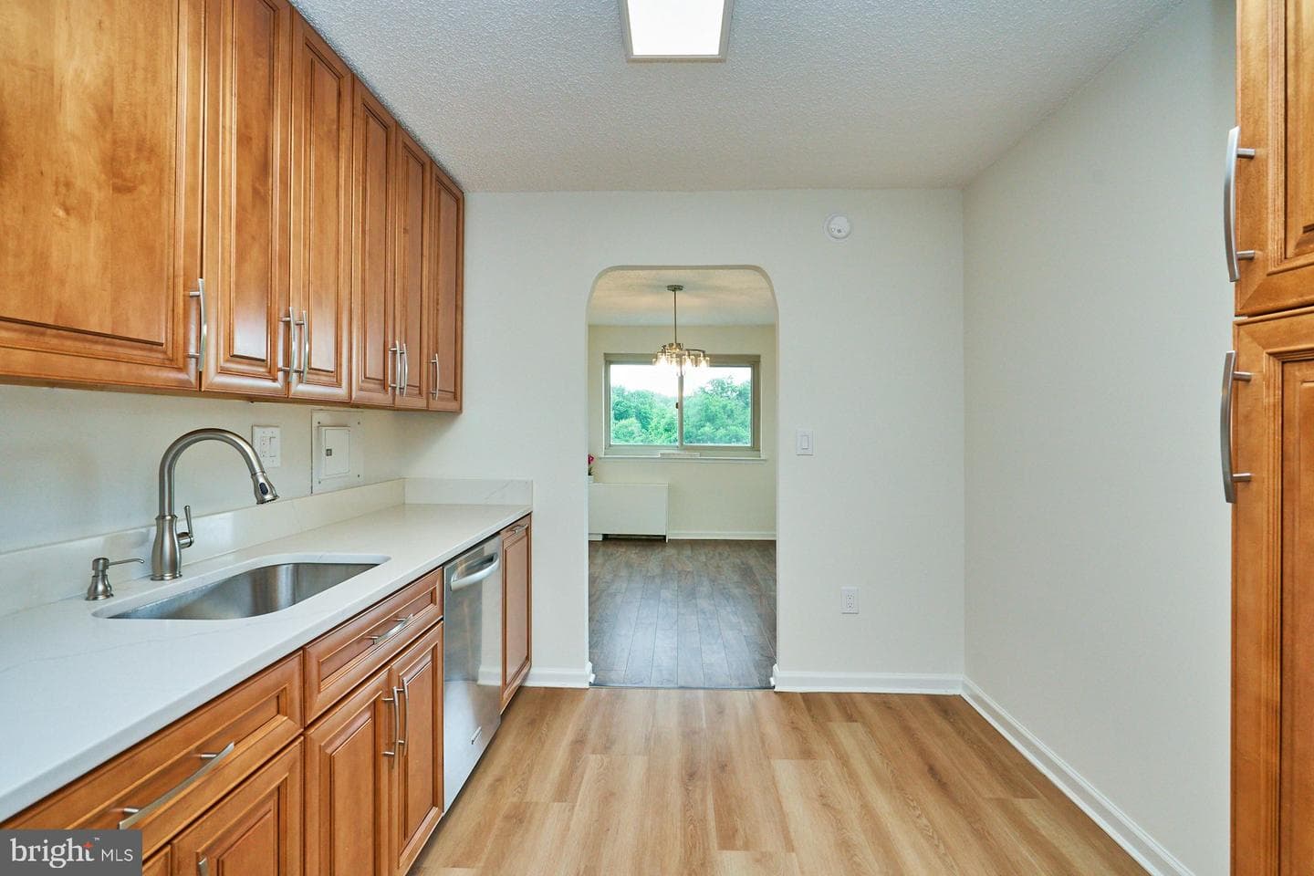 1225 Martha Custis Drive #810 photo 4