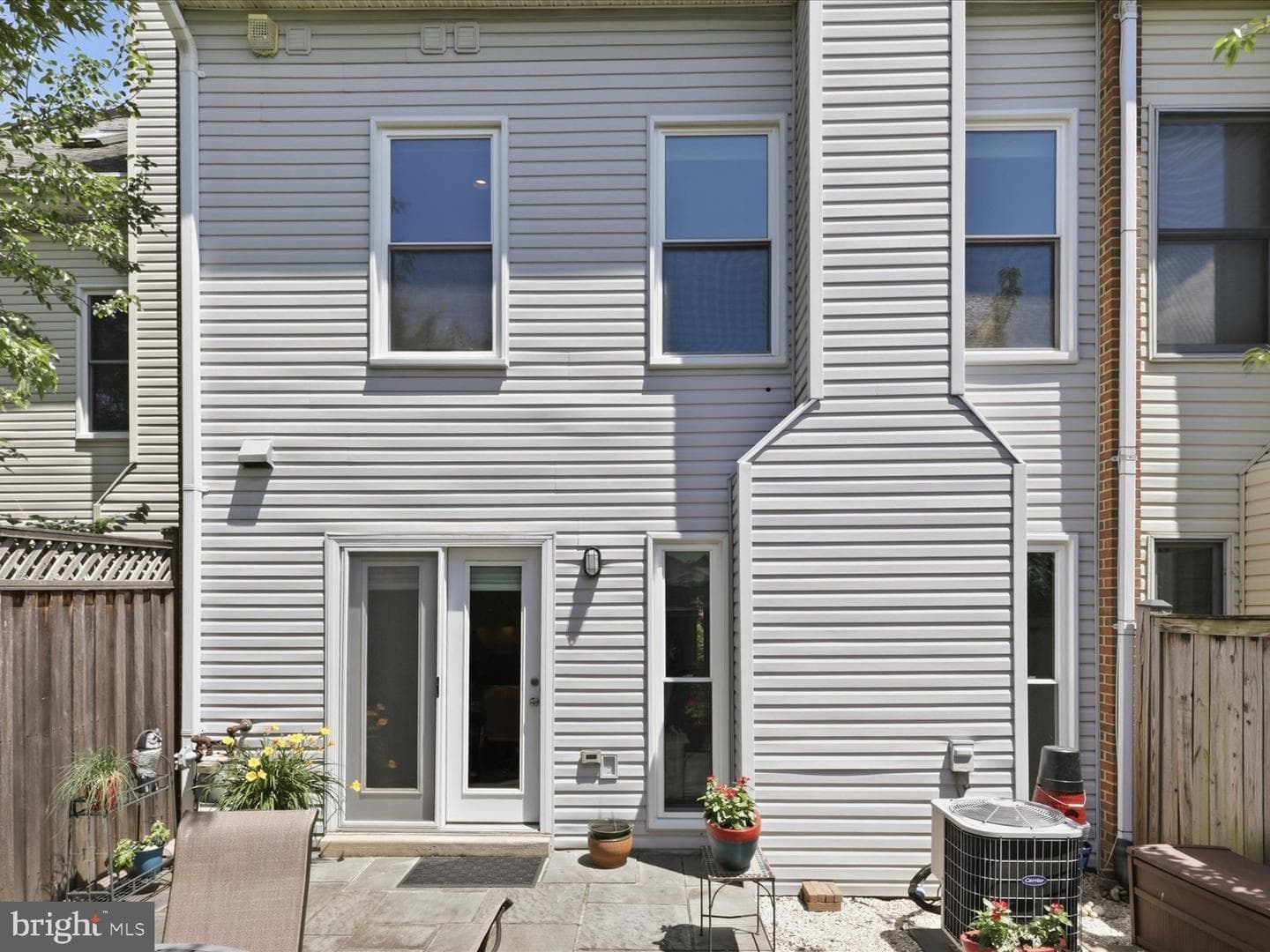 2712 Kenwood Avenue photo 45