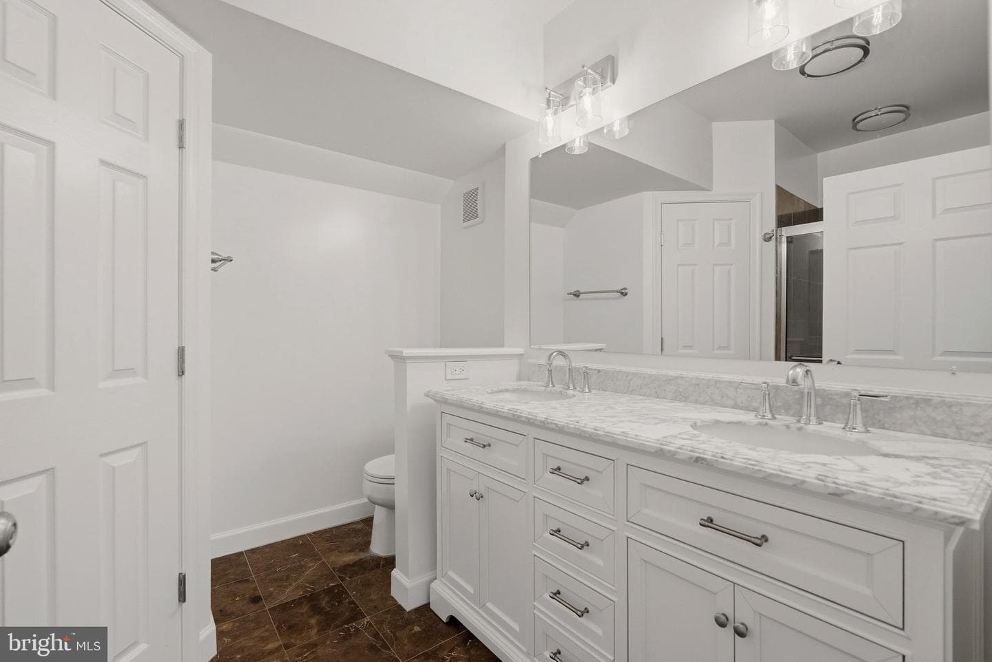 718 Norfolk Lane #a photo 16