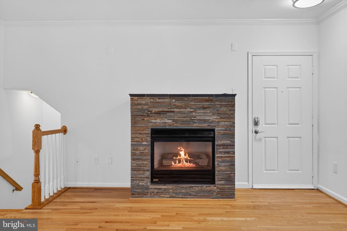 718 Norfolk Lane #a photo 8