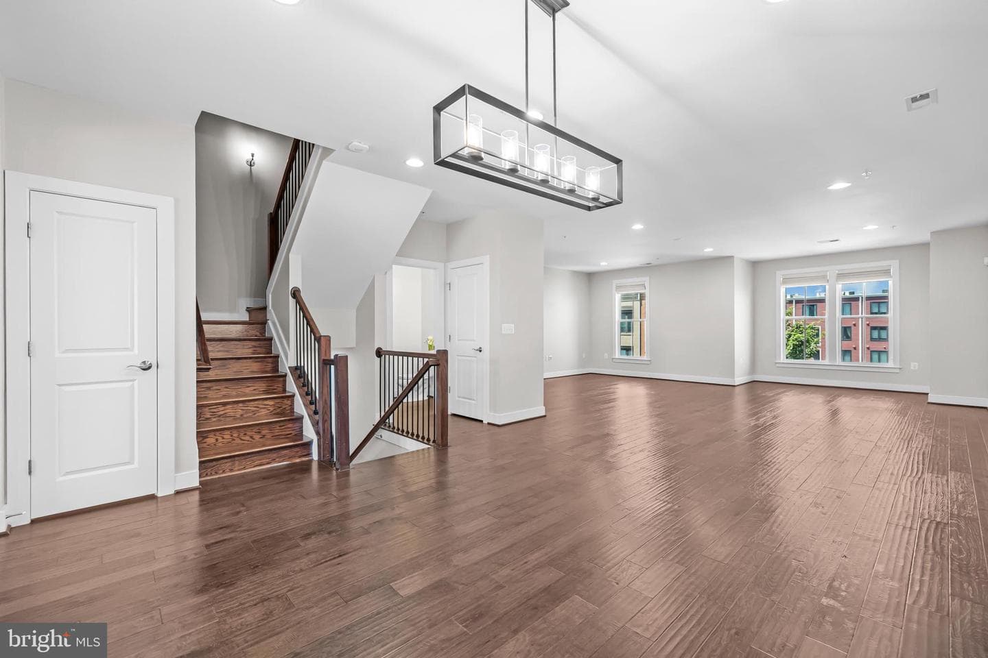 2109 Main Line #102 photo 5