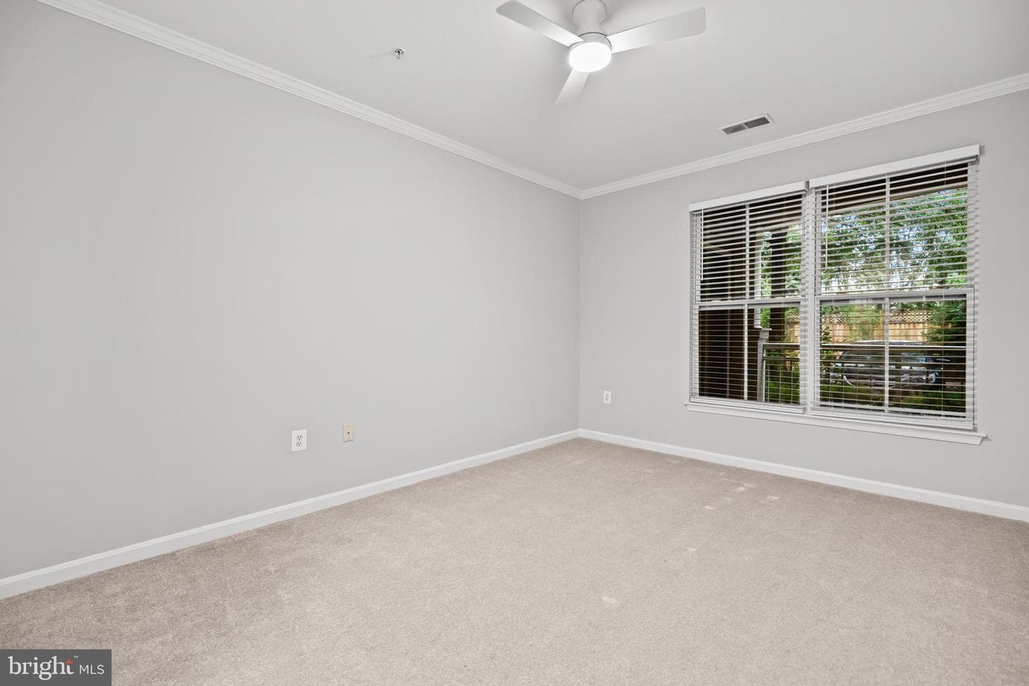 5112 Donovan Drive #107 photo 37