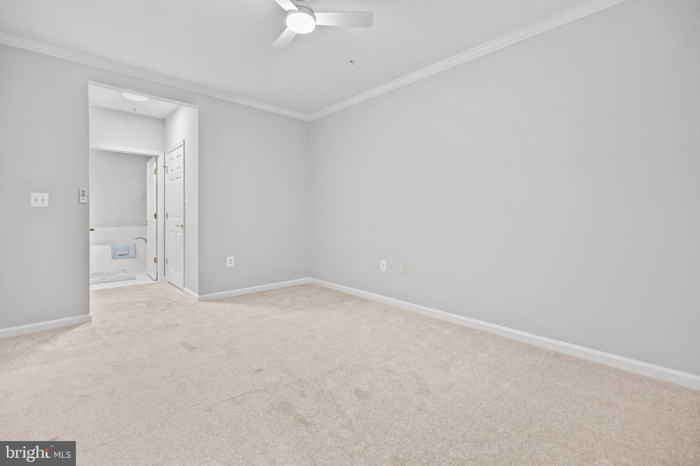 5112 Donovan Drive #107 photo 39