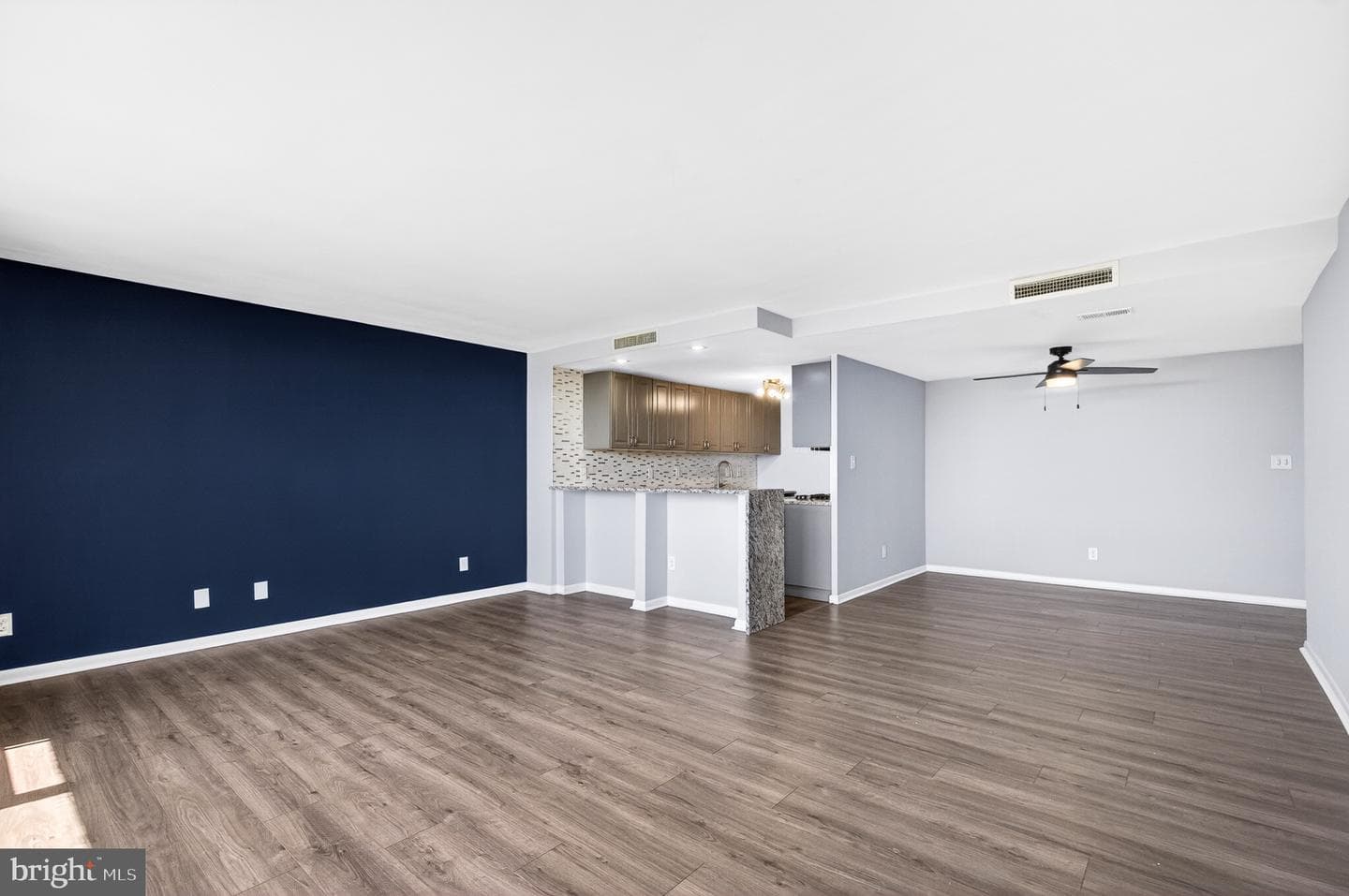 4600 Duke Street #1128 photo 9