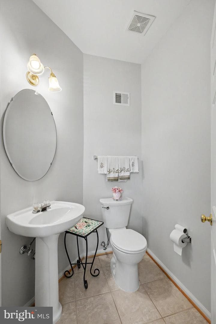 5094 Grimm Drive photo 9