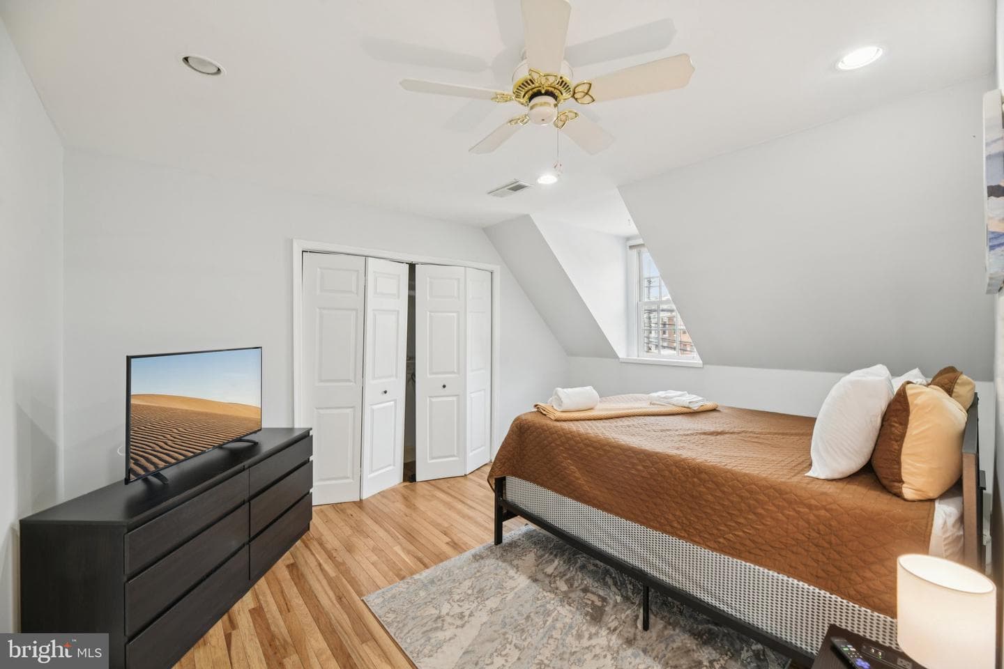 10 Irving Court photo 21