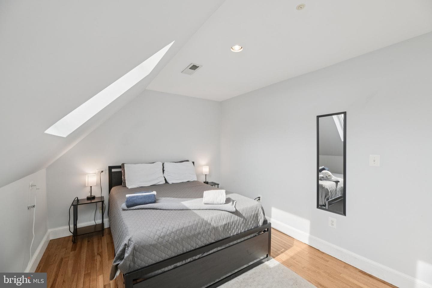 10 Irving Court photo 29