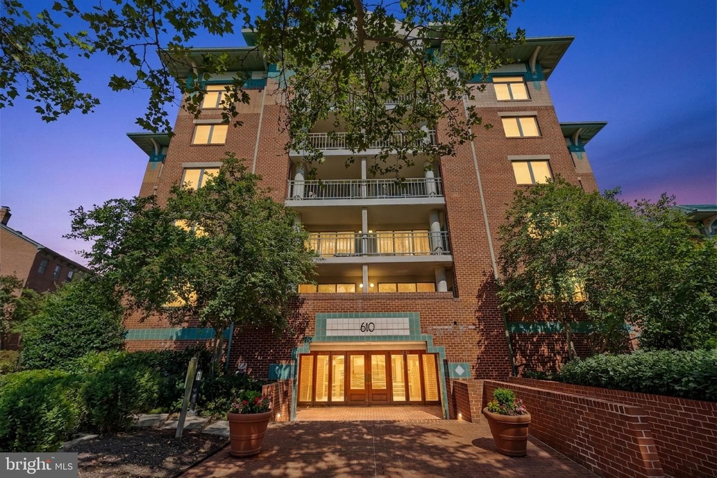 610 N West Street #406, Alexandria