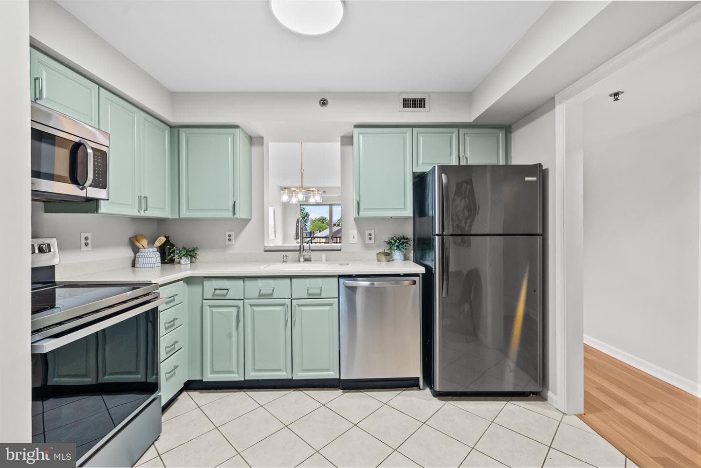 610 N West Street #406 photo 8
