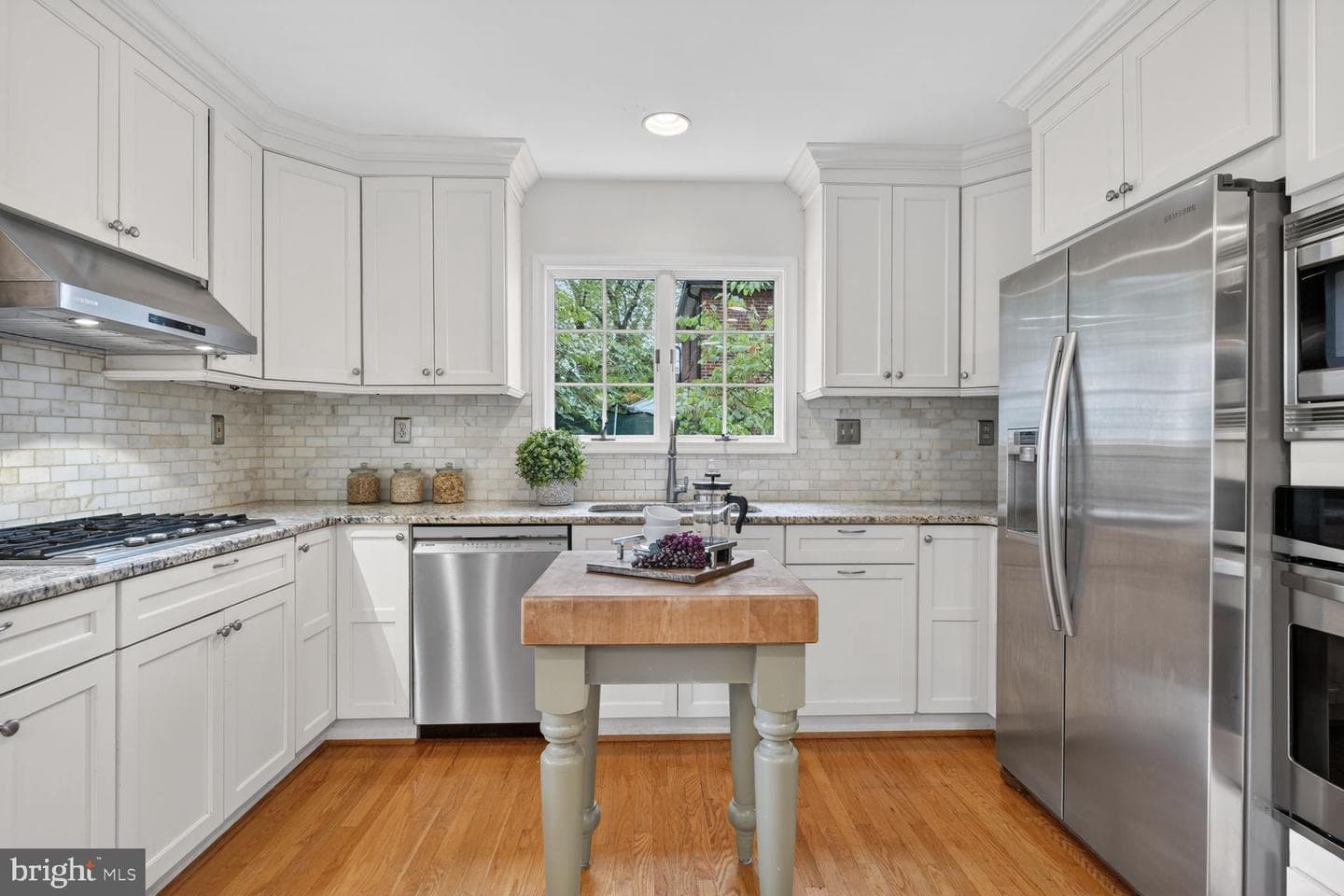 105 Adams Avenue photo 15