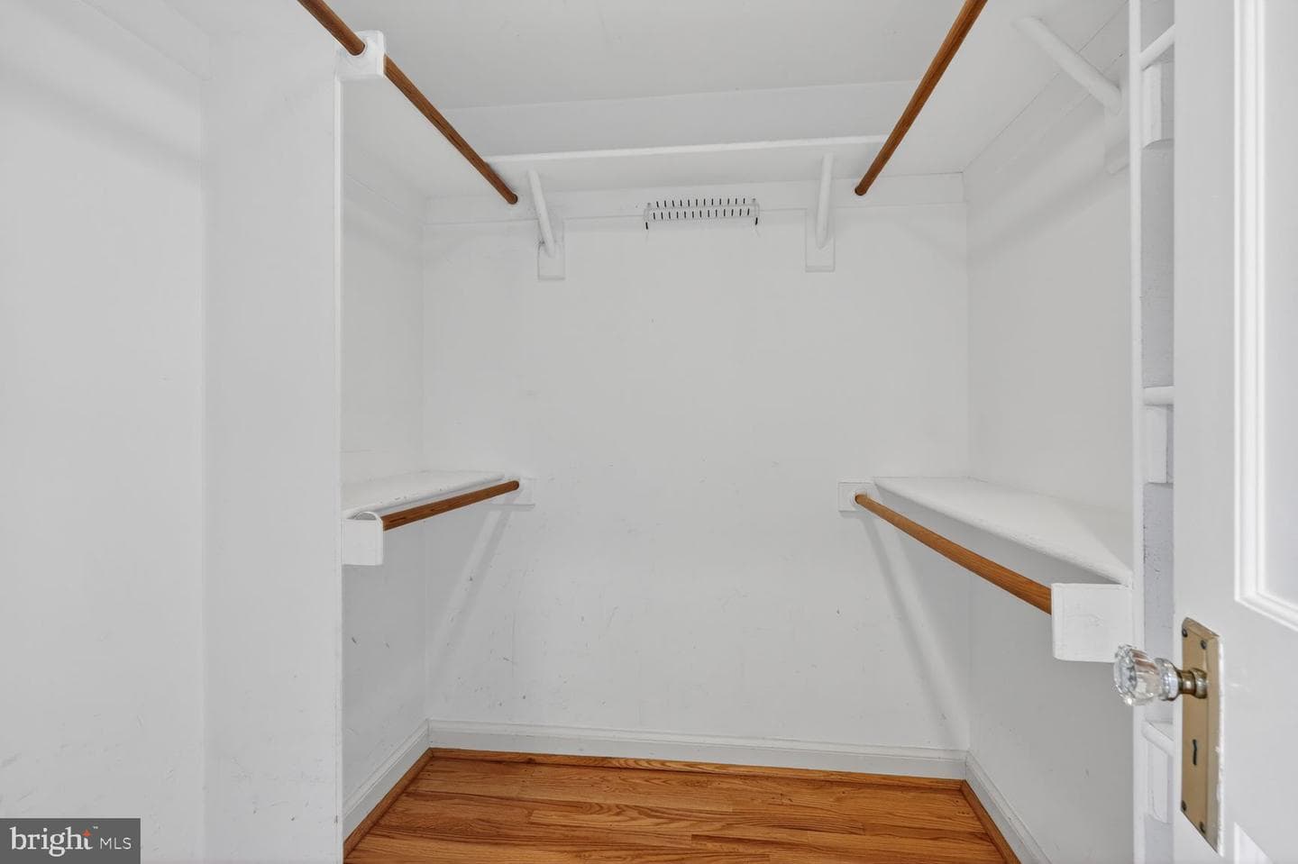 105 Adams Avenue photo 30