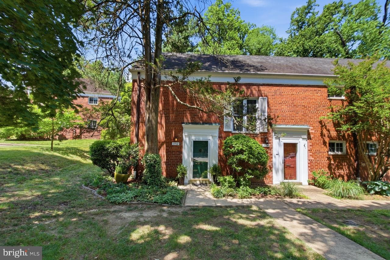 3712 Valley Drive photo 9