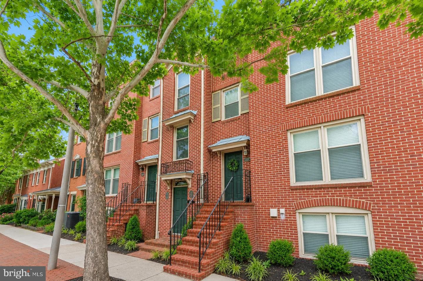 524 N West Street, Alexandria