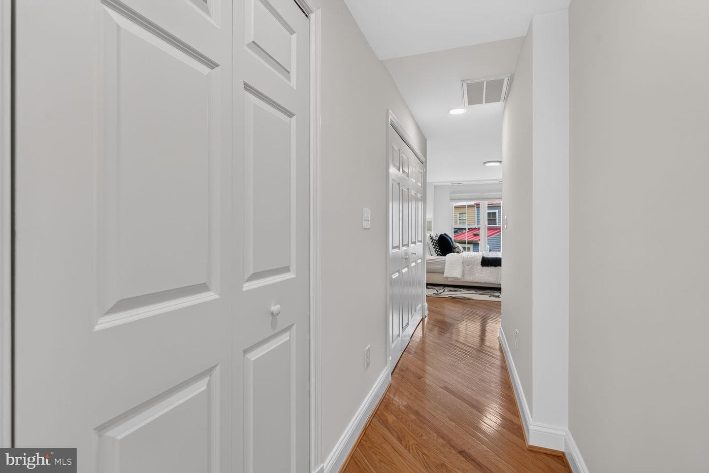 334 Commerce Street photo 12