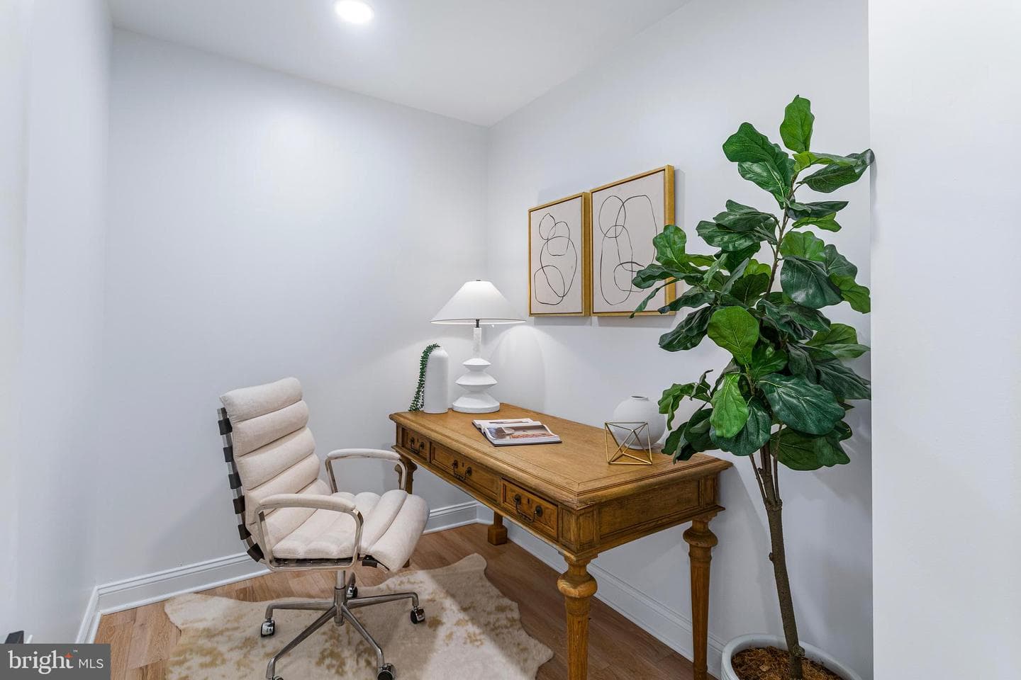 1229 King Street #201-1 photo 5