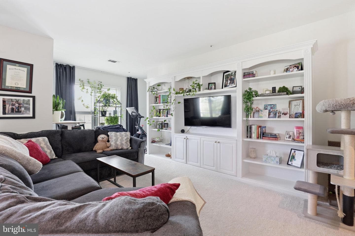 277 S Pickett Street #302, Alexandria