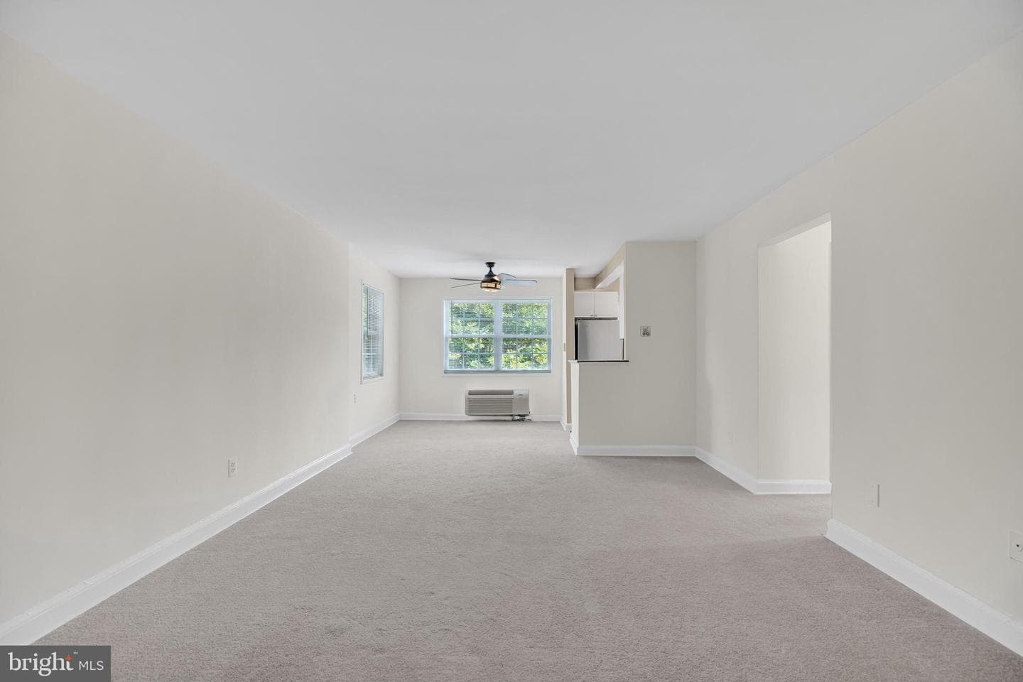 1700 W Abingdon Drive #203 photo 6
