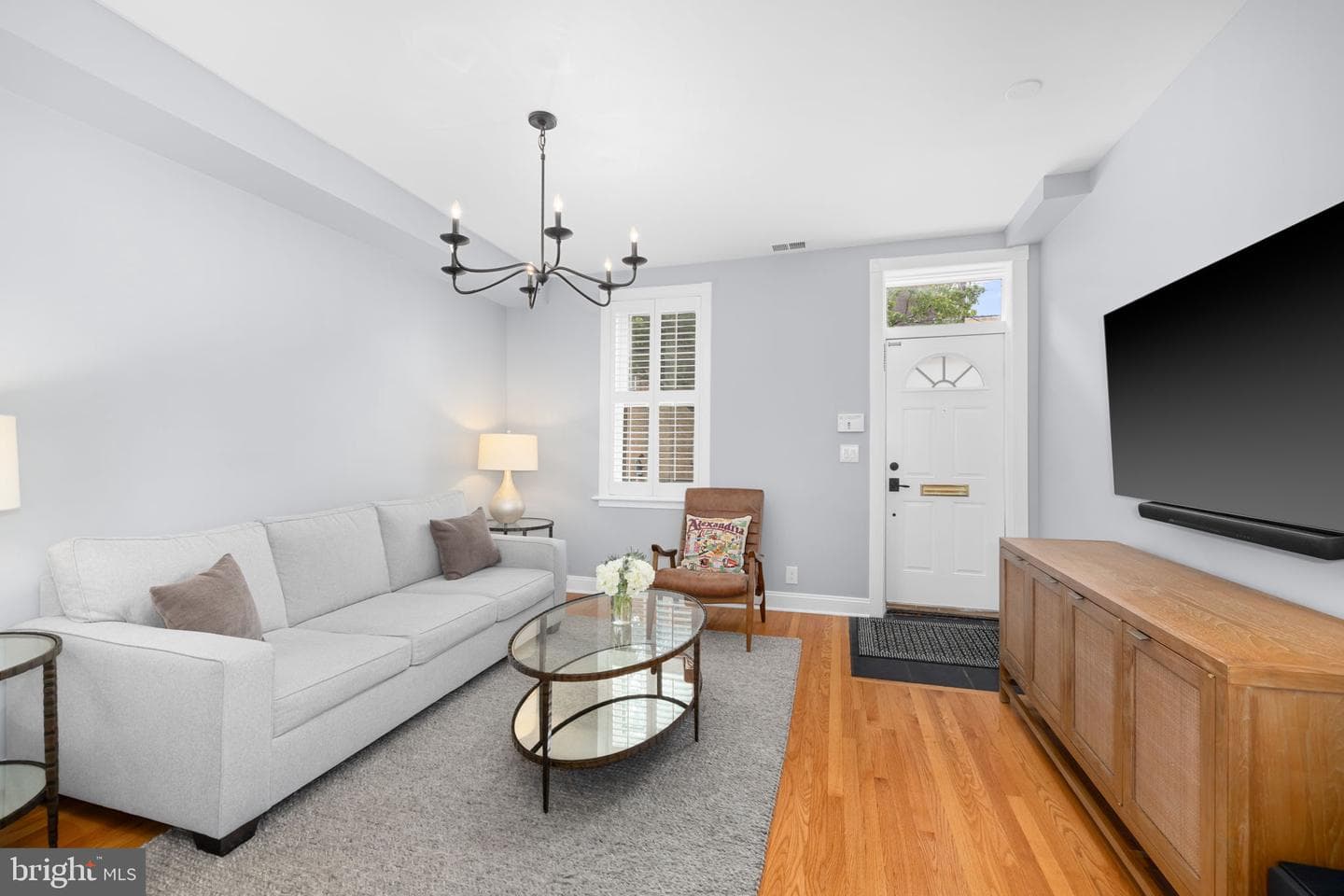 1005 Oronoco Street photo 5
