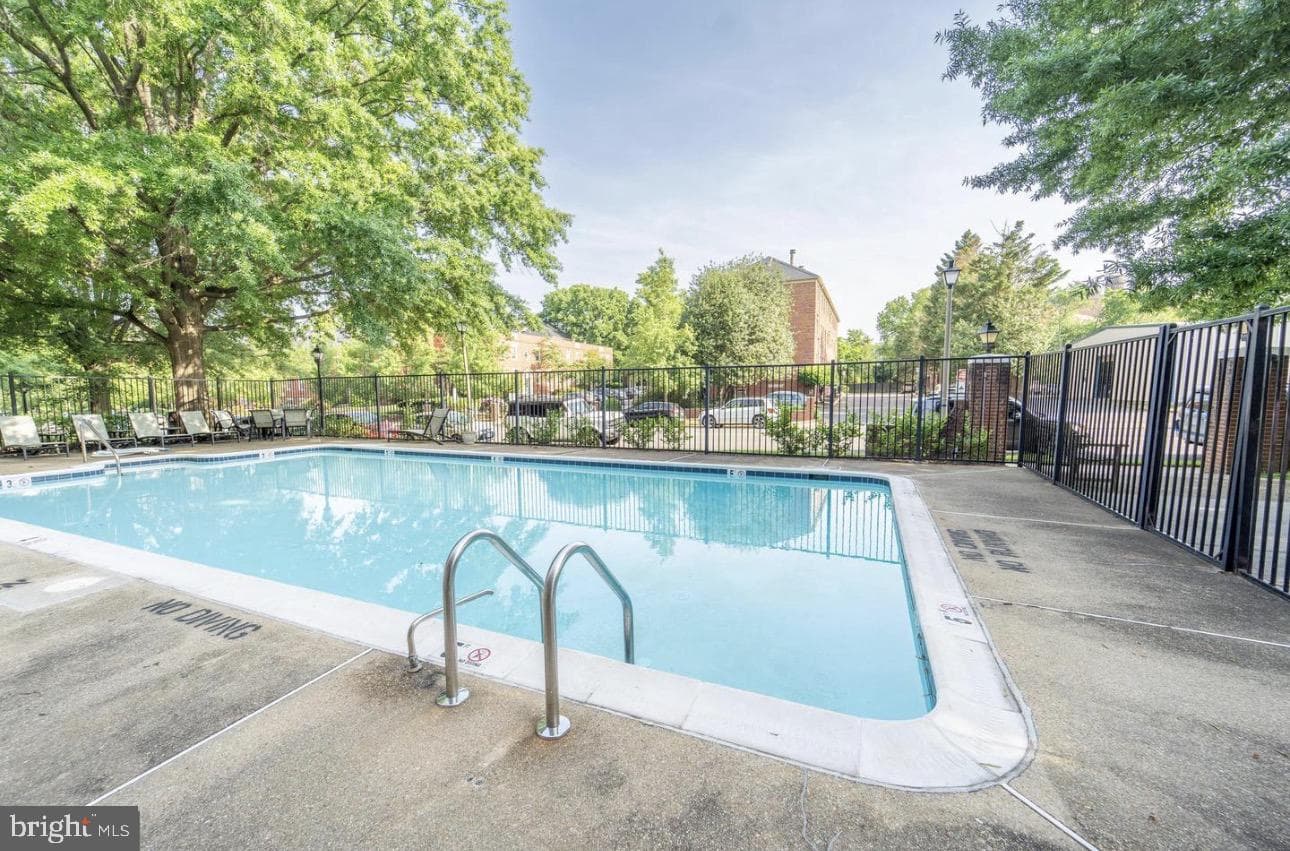 610 Bashford Lane #1301 photo 21