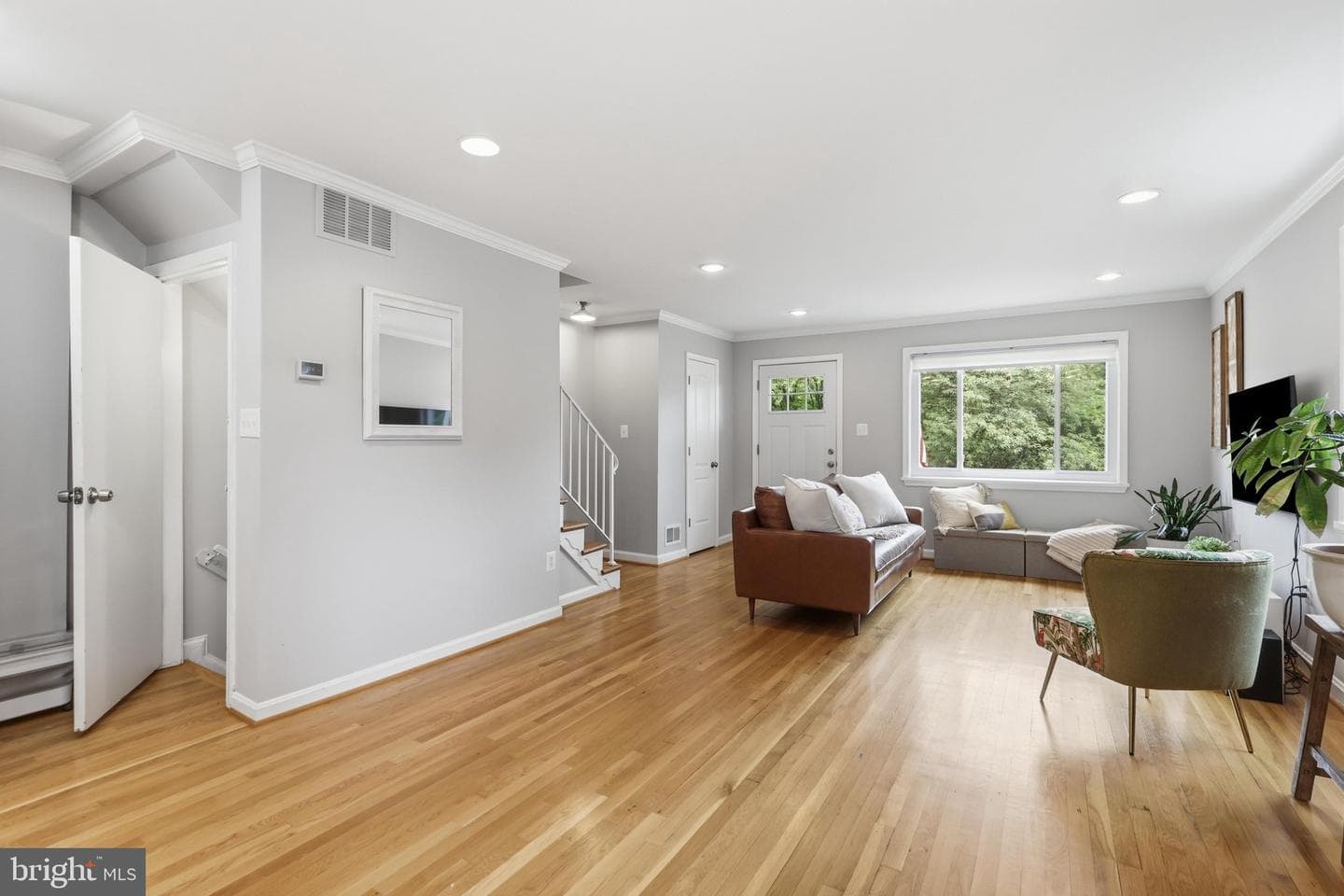 48 W Taylor Run Parkway photo 7