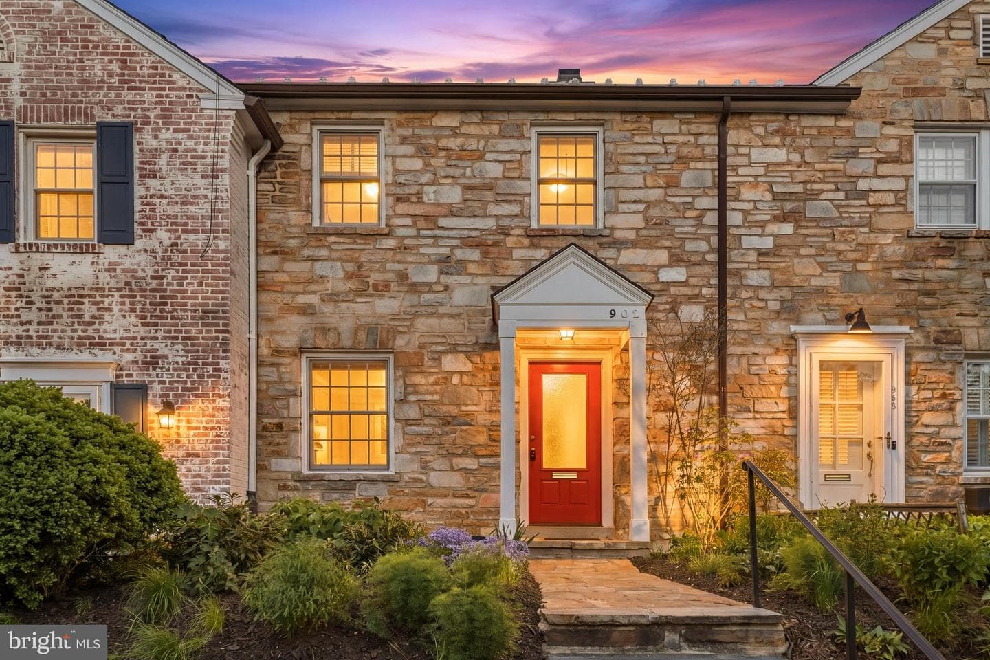 902 S Saint Asaph Street, Alexandria