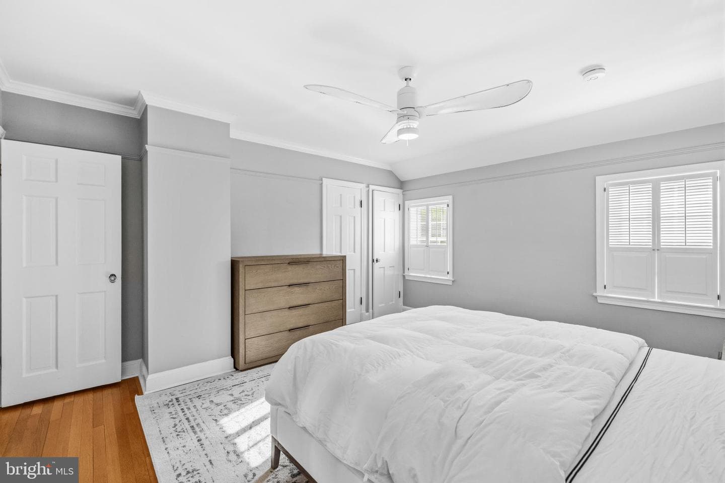 902 S Saint Asaph Street photo 16