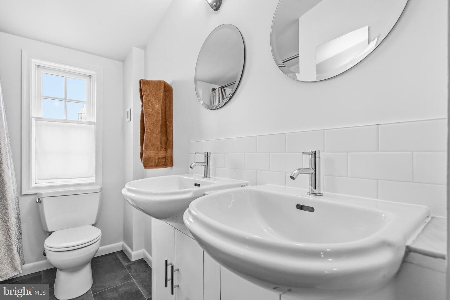 902 S Saint Asaph Street photo 18