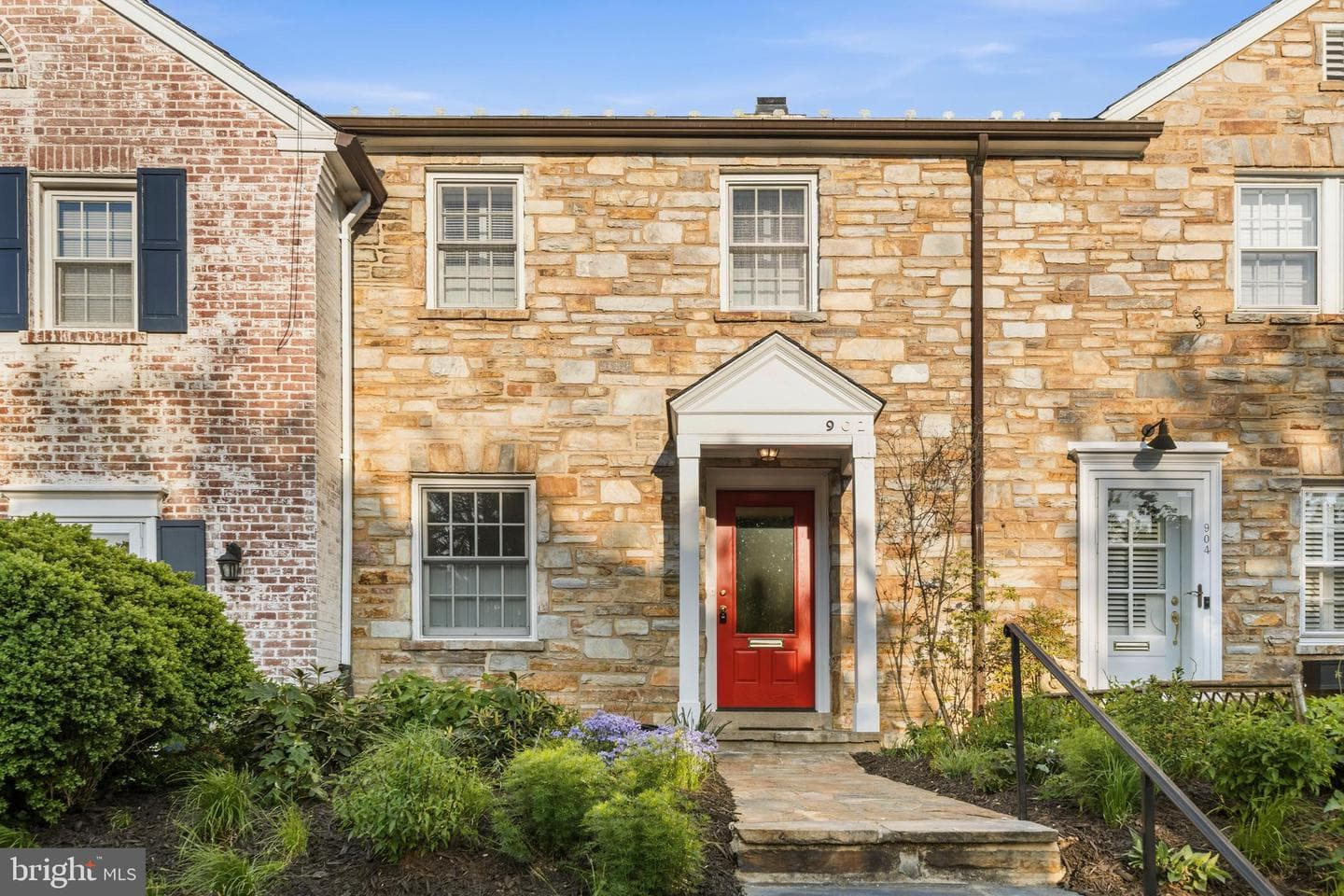 902 S Saint Asaph Street photo 25