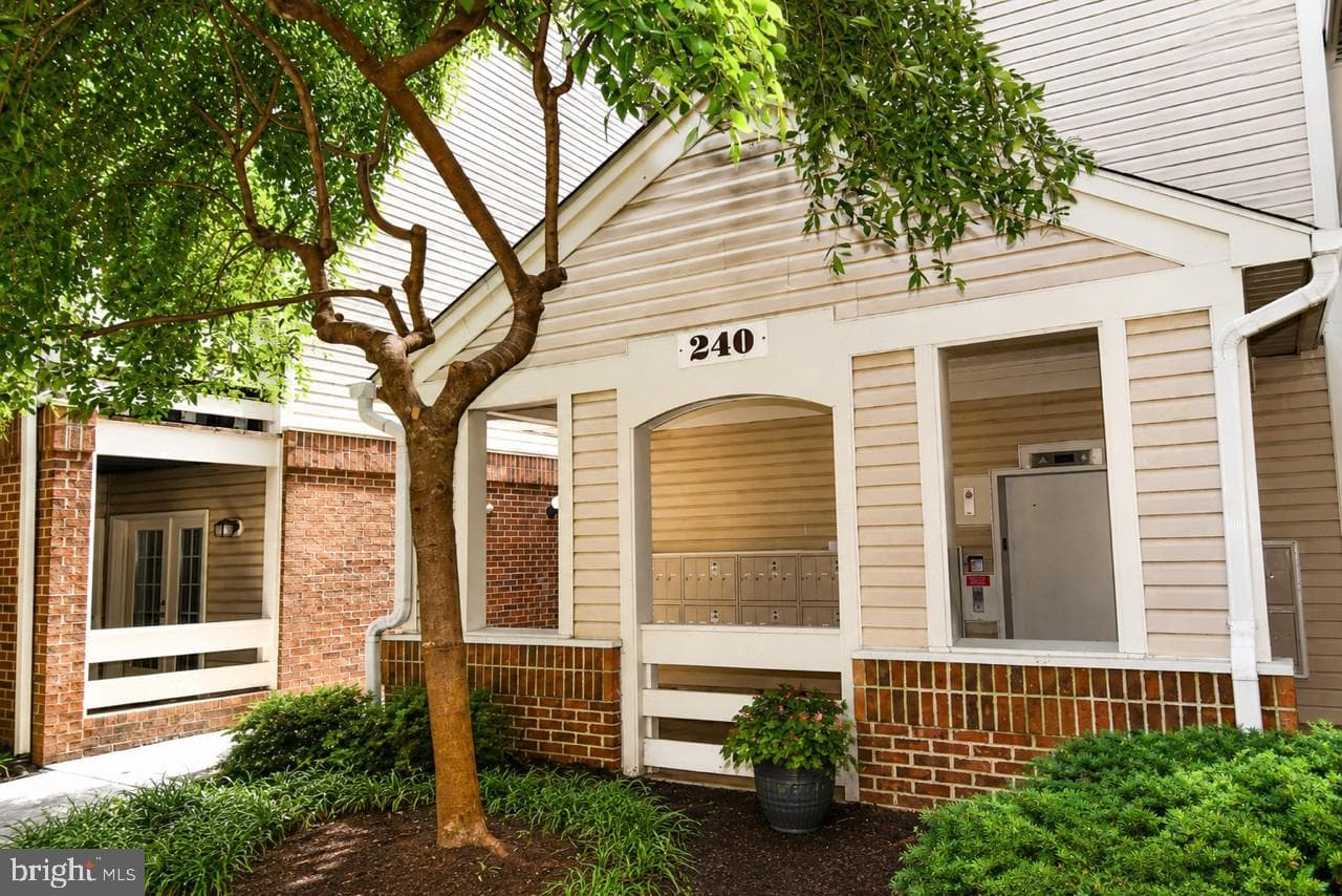 240 S Reynolds Street #309 photo 1