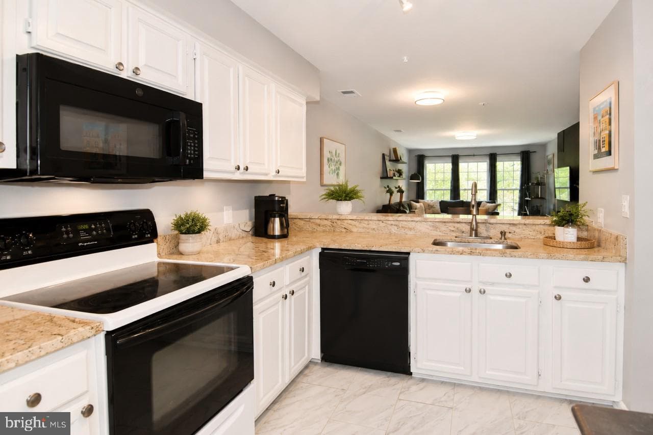 240 S Reynolds Street #309 photo 5