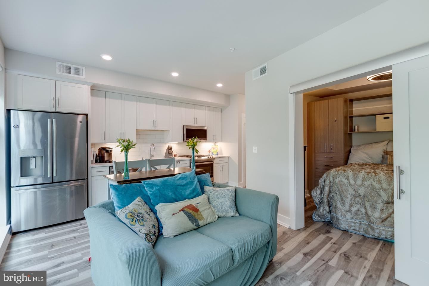 1800 Mount Vernon Avenue #215 photo 5