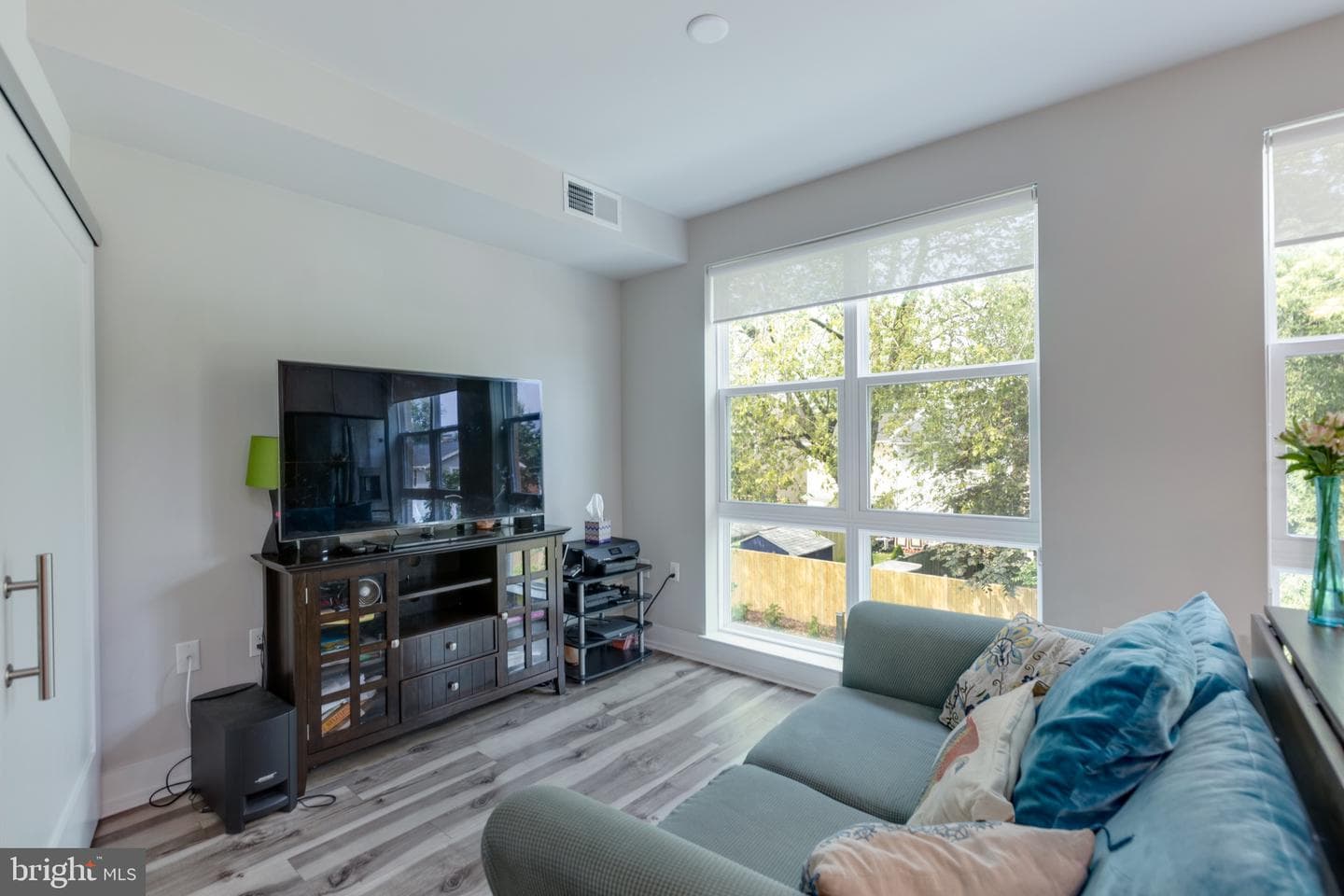 1800 Mount Vernon Avenue #215 photo 7