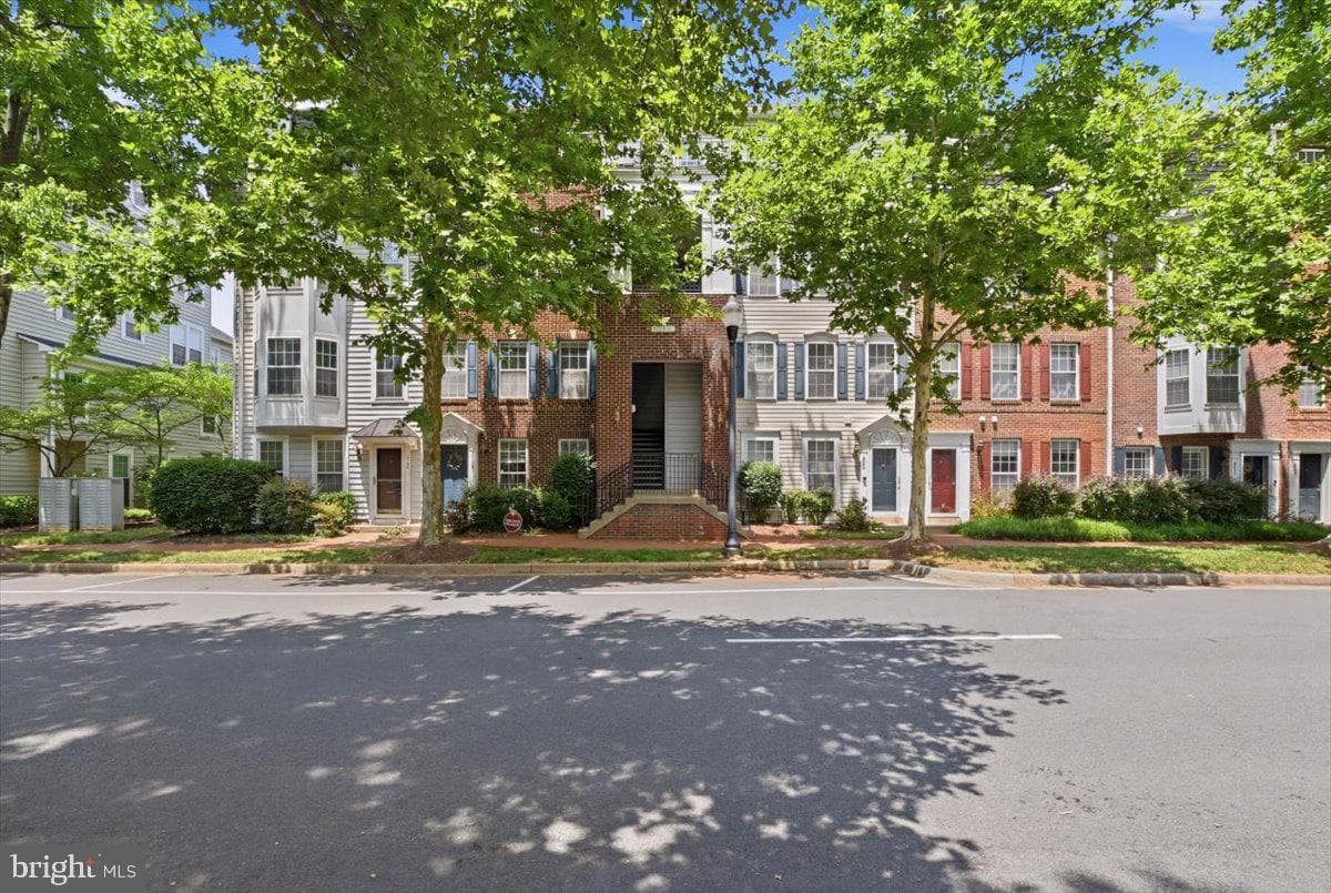 271 Cameron Station Boulevard #103, Alexandria