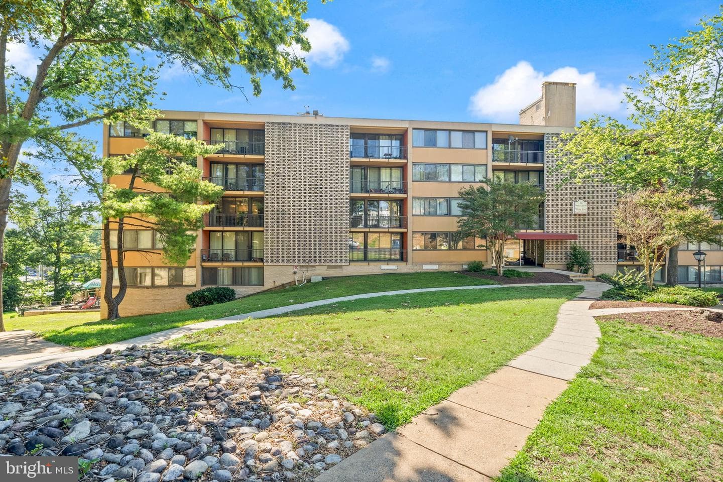 12 Van Dorn #405, Alexandria