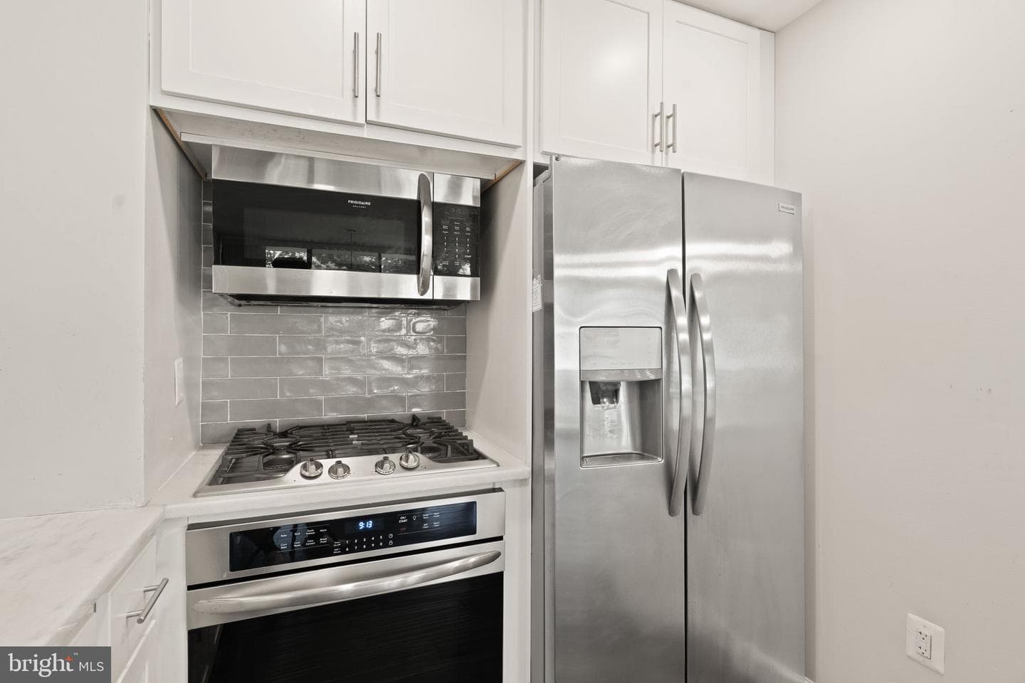12 Van Dorn #405 photo 15