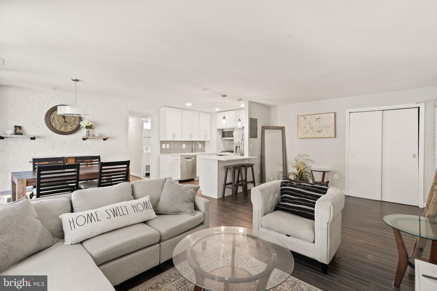 12 Van Dorn #405, Alexandria