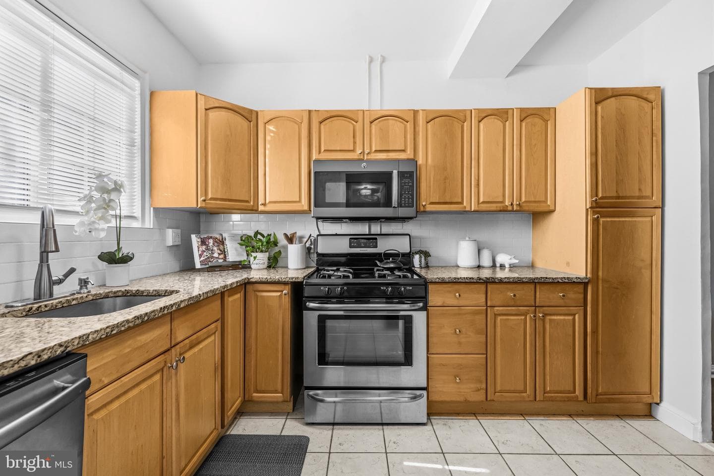 3484 Martha Custis Drive photo 14