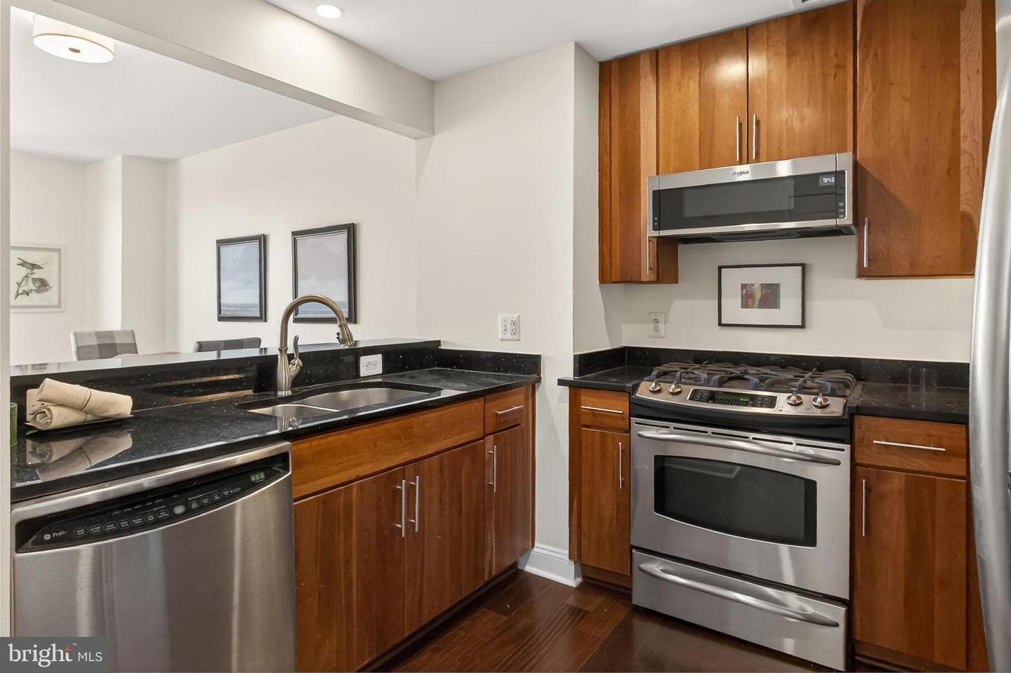 2050 Jamieson Avenue #1409 photo 21