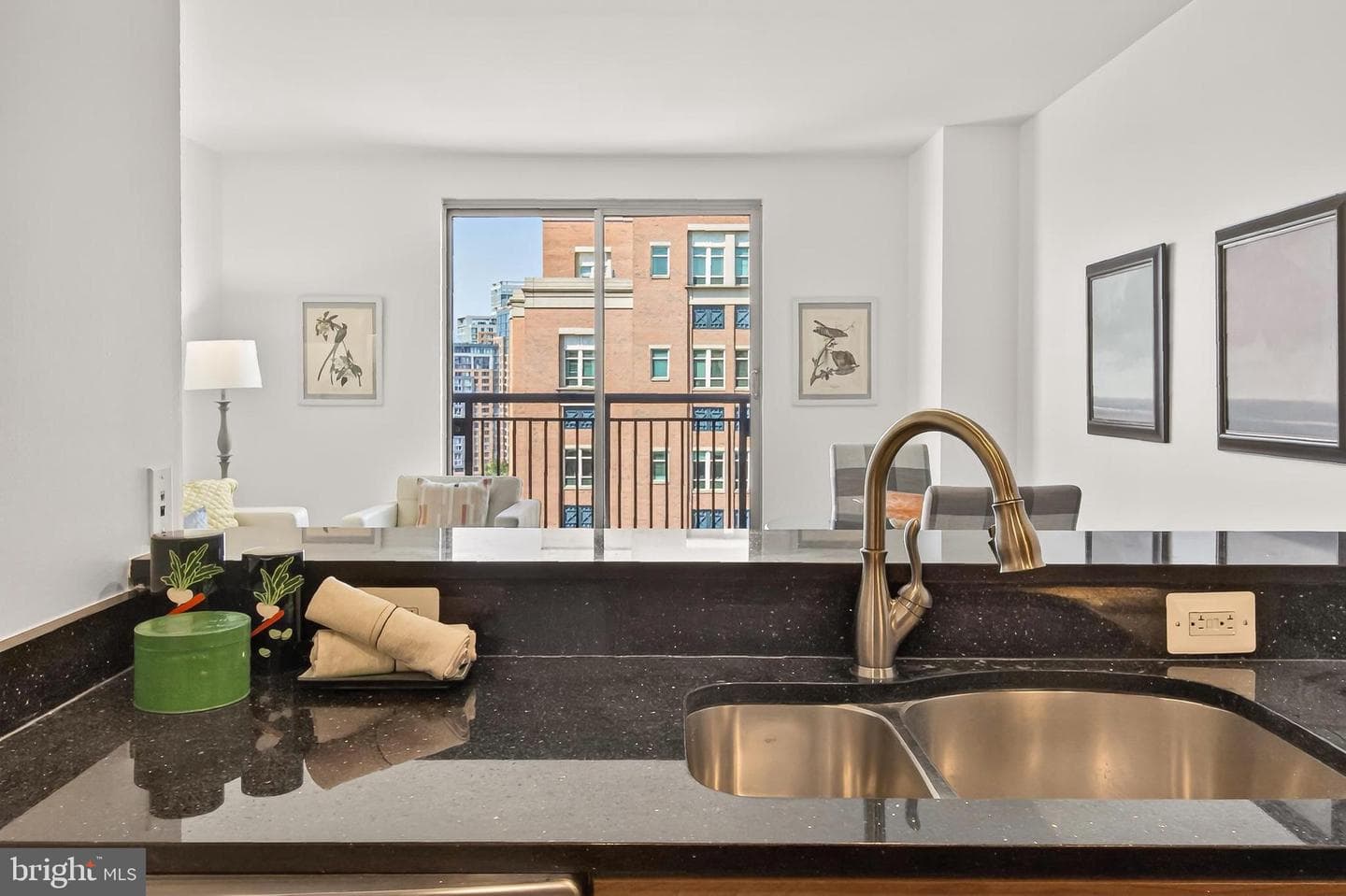 2050 Jamieson Avenue #1409 photo 25