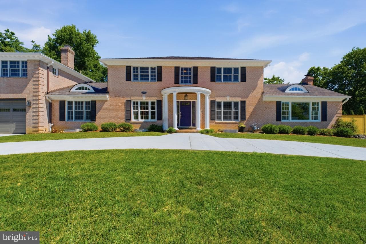 1337 Kingston Avenue, Alexandria