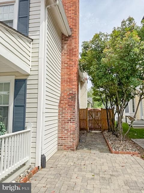 32 E Linden Street photo 3